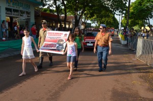 Desfile em Japorã