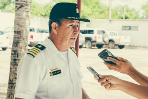 C.N. Javier Ayllon Vargas comandante do 5° Distro Naval da Armada Boliviana. Créditos: 2°Sgt. Bm. Paiva