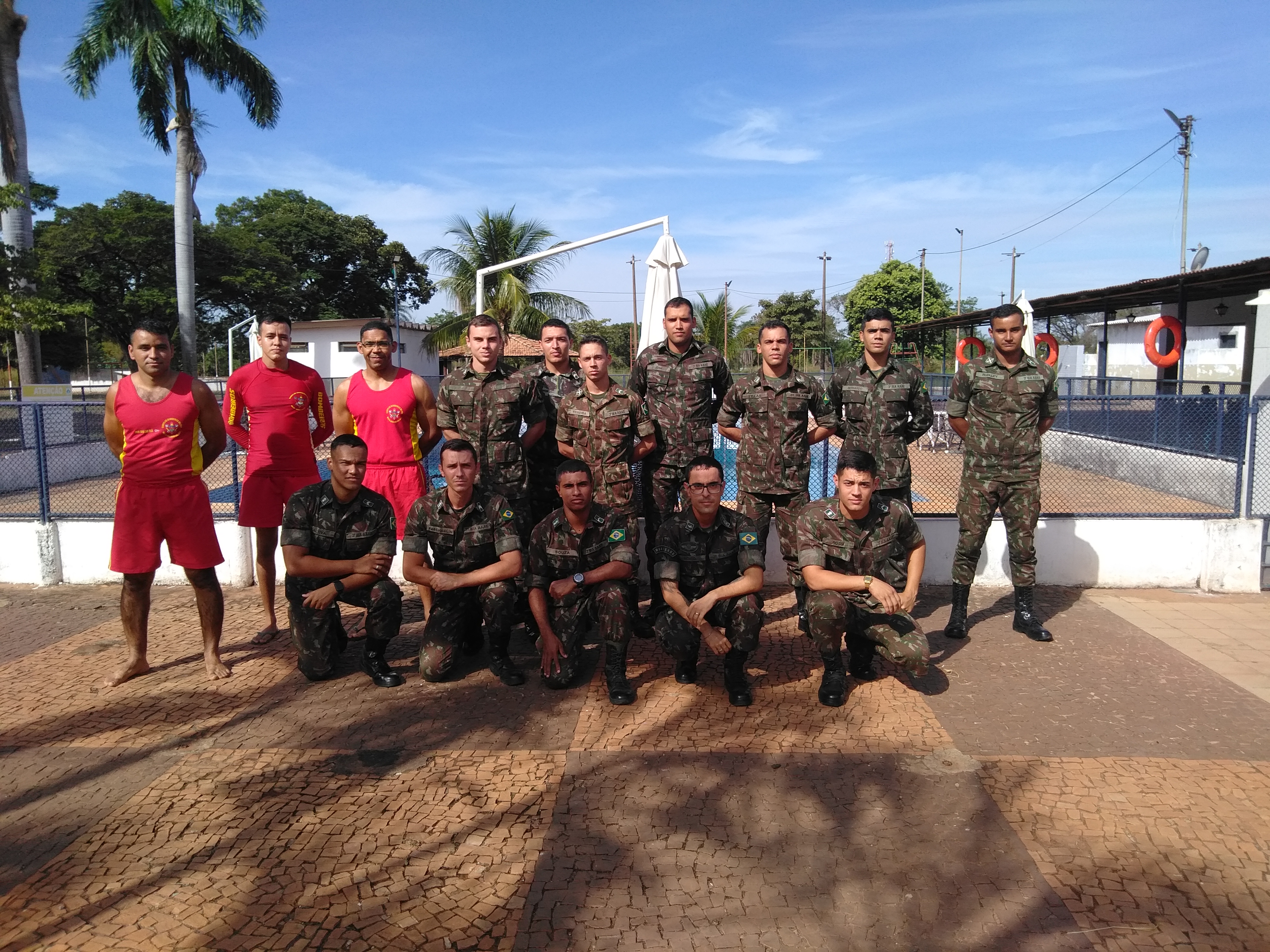 Exército Brasileiro - Durante as instruções no campo, todo soldado