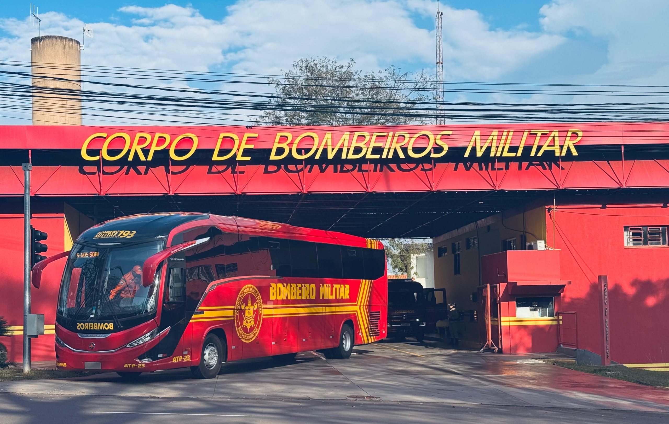 CBMMS recebe o 1º ônibus interestadual para transporte de militares em combate a incêndios florestais pelo Governo do Estado de MS