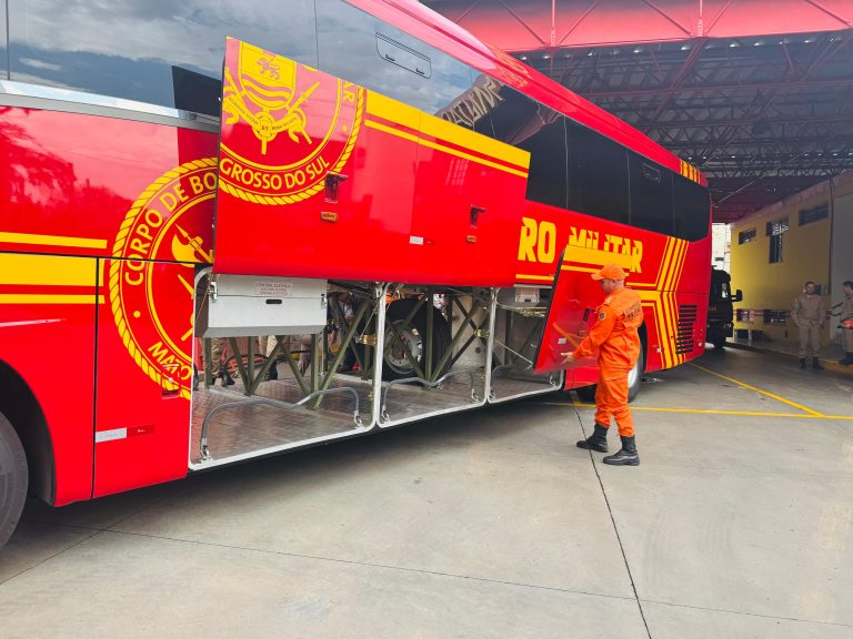 Corpo de Bombeiros recebe 1º ônibus para reforçar combate a incêndios no Pantanal 3 WhatsApp Image 2025 08 21 at 09.41.29 combate a incêndios